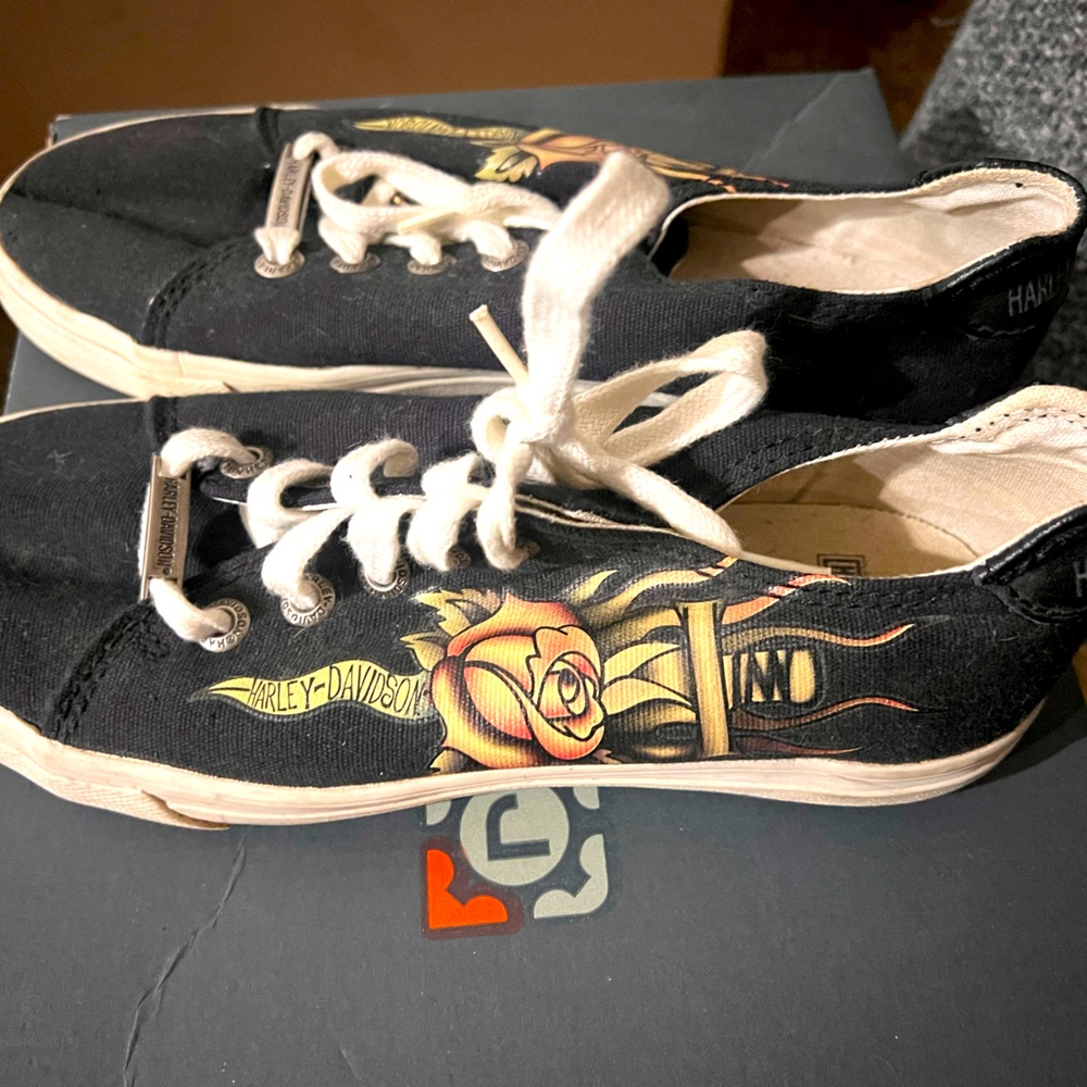 Harley Davidson sneakers size 7.5